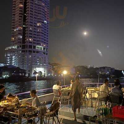 Yok Yor Marina & Restaurant