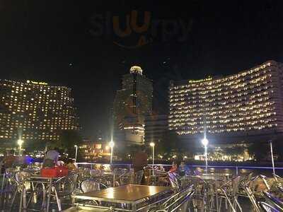 Yok Yor Marina & Restaurant