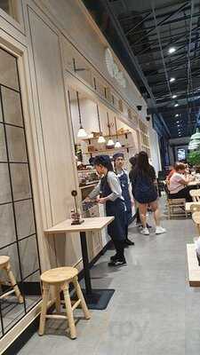 After You Dessert Cafe - The Market