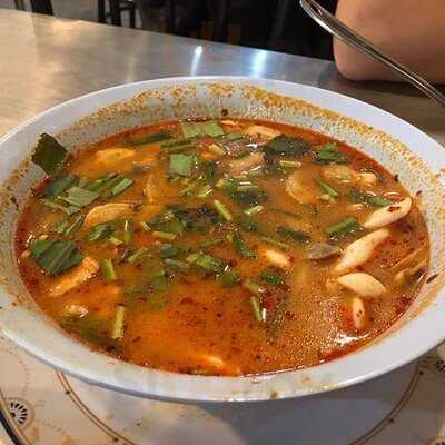 แสงชัยโภชนา