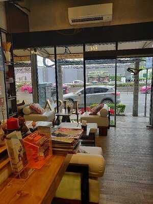 บริษัท ลิซ่า ลาโม จำกัด