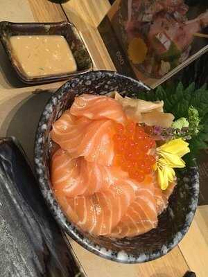 ร้านอาหารญี่ปุ่น คาเสะ เฟรช ทองหล่อ