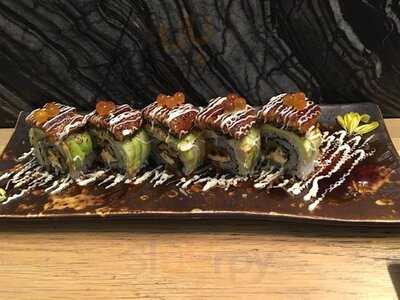 ร้านอาหารญี่ปุ่น คาเสะ เฟรช ทองหล่อ