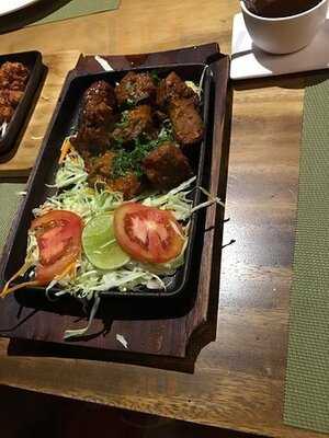 Delhiite Bar & Grill