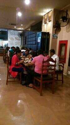 อินเดียน คอนเนคชั่น