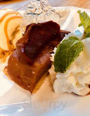 Infusion Eatery & Bar