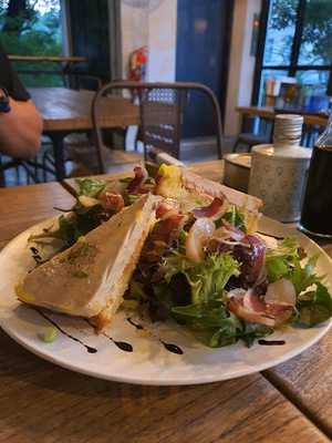 Infusion Eatery & Bar