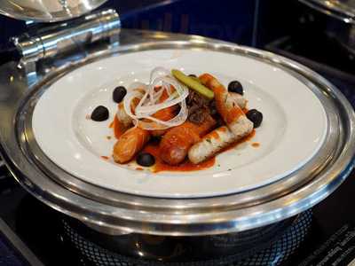 เดอะเทอเรสแอด 72 เรสเตอรองท์แอนด์บาร์