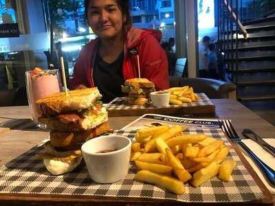 The Coffee Club - Silom Watkeak