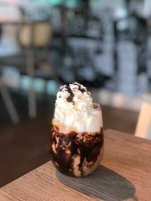 The Coffee Club - Silom Watkeak