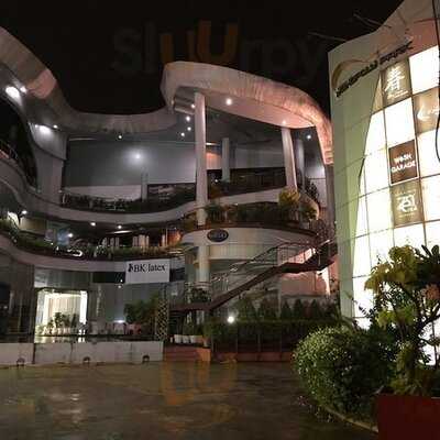 ร้านฮาจิเมะ โรบอท สาขา พระราม 3