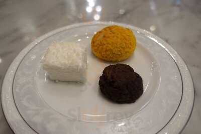 Chikalicious Dessert Bar