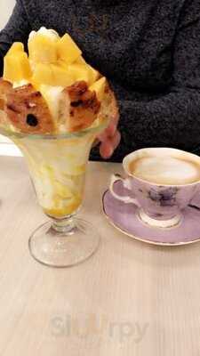 Chikalicious Dessert Bar