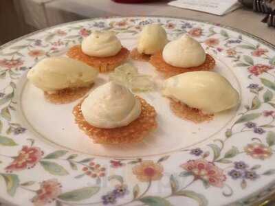 Chikalicious Dessert Bar