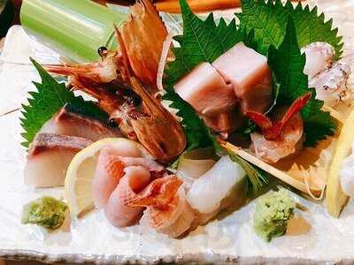 Yuna Japanese Restaurant And Bar