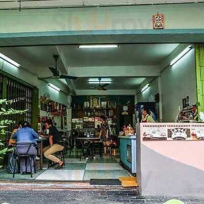 ผัดไทยบิสโทร