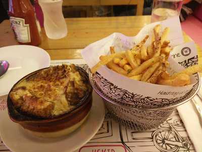 Crepe And Co Restaurant