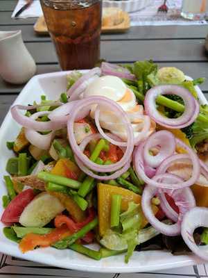 Crepe And Co Restaurant