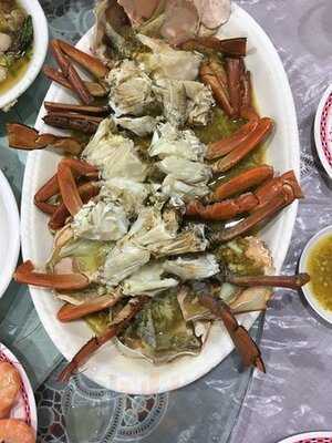 ภัตตาคารอาหารจีน ตั้งใจอยู่