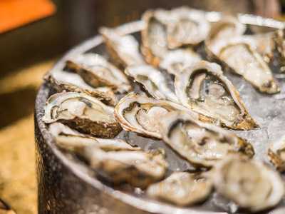 ห้องอาหารเอเทรียม โรงแรมแลนด์มาร์ค