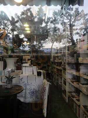 หนังสือเดินทางบุ๊คช็อป (กาแฟ)