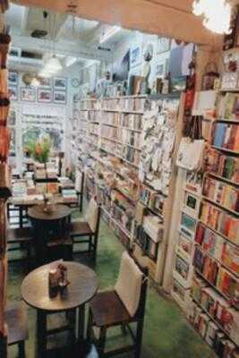 หนังสือเดินทางบุ๊คช็อป (กาแฟ)