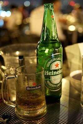 อินเลิฟบาร์แอนด์เรสเตอรองท์