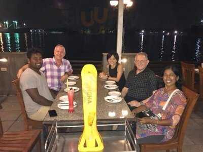 ร้านอาหาร เสวยริเวอร์วิว