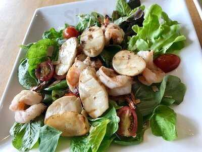 สลัด แฟคตอรี่ - บีไฮฟ์ ไลฟ์สไตล์มอลล์