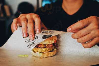 Madcow Burger By Tonisantos