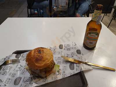 Madcow Burger By Tonisantos