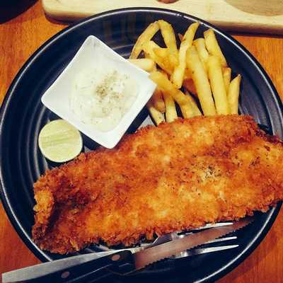 ซอรี่ แอม ฮังกรี้ เบอร์เกอร์ คาเฟ่