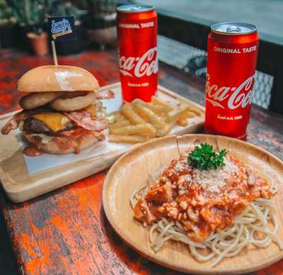 ซอรี่ แอม ฮังกรี้ เบอร์เกอร์ คาเฟ่