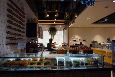 ร้านกาแฟ ซิมพลีดับบลิวบายวิททาร์ดออฟเชลซี