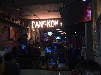 บางกอกบาร์