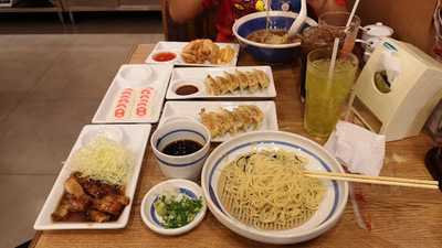 ร้านอาหารญี่ปุ่น ซูกิชิบาร์บีคิว