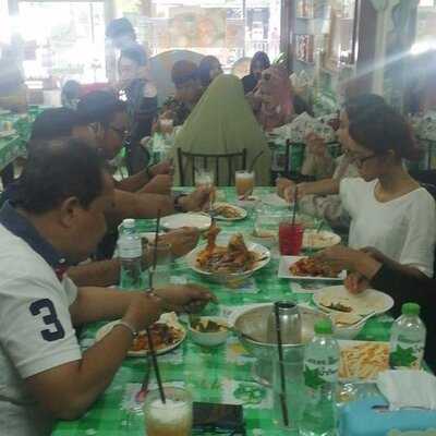 Samat Muslims Halal Food