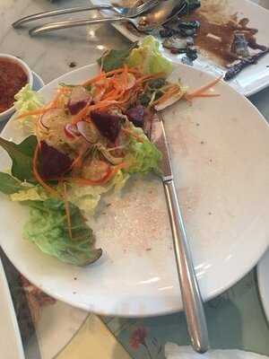 คอฟฟี่ บีนส์ บาย ดาว สาขา เซนทรัล เอ็มบาสซี่