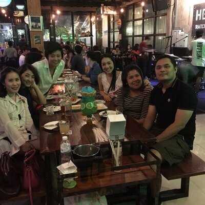 Heap Cafe' & Restaurant At Victory Monument