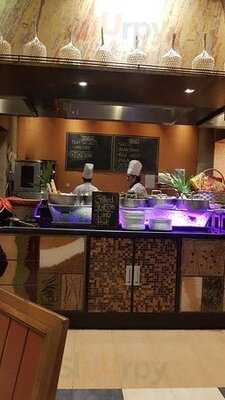 Cafe De Nimes Restaurant