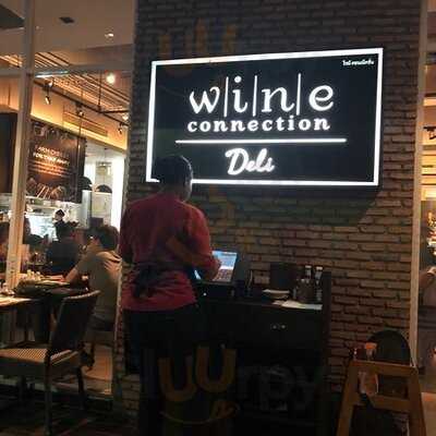 ไวน์ คอนเนคชั่น เดลี่ (มิลลี่ มอลลี่)