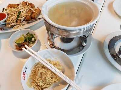 ร้านอาหาร ลีคาเฟ่