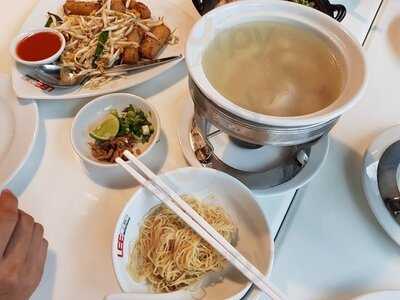 ร้านอาหาร ลีคาเฟ่