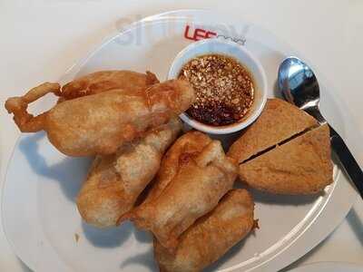 ร้านอาหาร ลีคาเฟ่