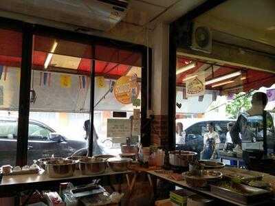 นายอ้วน เย็นตาโฟ เสาชิงช้า