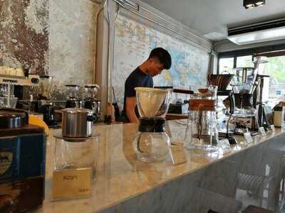 Quest - Connaisseur Cafe Bangkok
