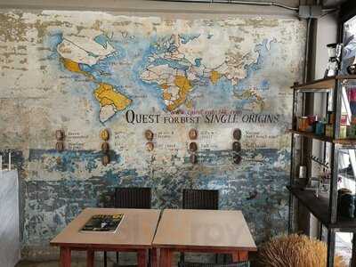 Quest - Connaisseur Cafe Bangkok