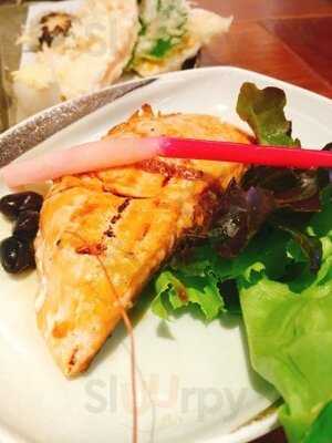 ภัตตาคารอาหารญี่ปุ่น เซนคูซีน่า