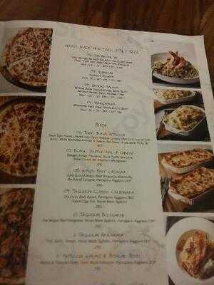 ดีน แอนด์ เดลูก้า - เซ็นทรัล เอ็มบาสซี