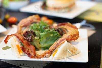 Food Exchange - Novotel Bangkok Sukhumvit 4